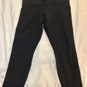 Athleta Black Ultimate Stash 7/8 Tight